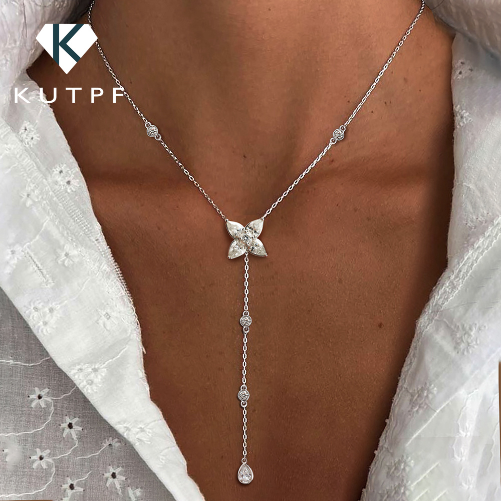 Bezels Set Pendant - Кулон-подвеска с муассанитом в круглой оправе,